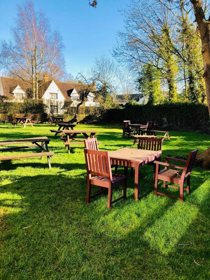 The Hollybush Inn And B&B Priors Marston Экстерьер фото