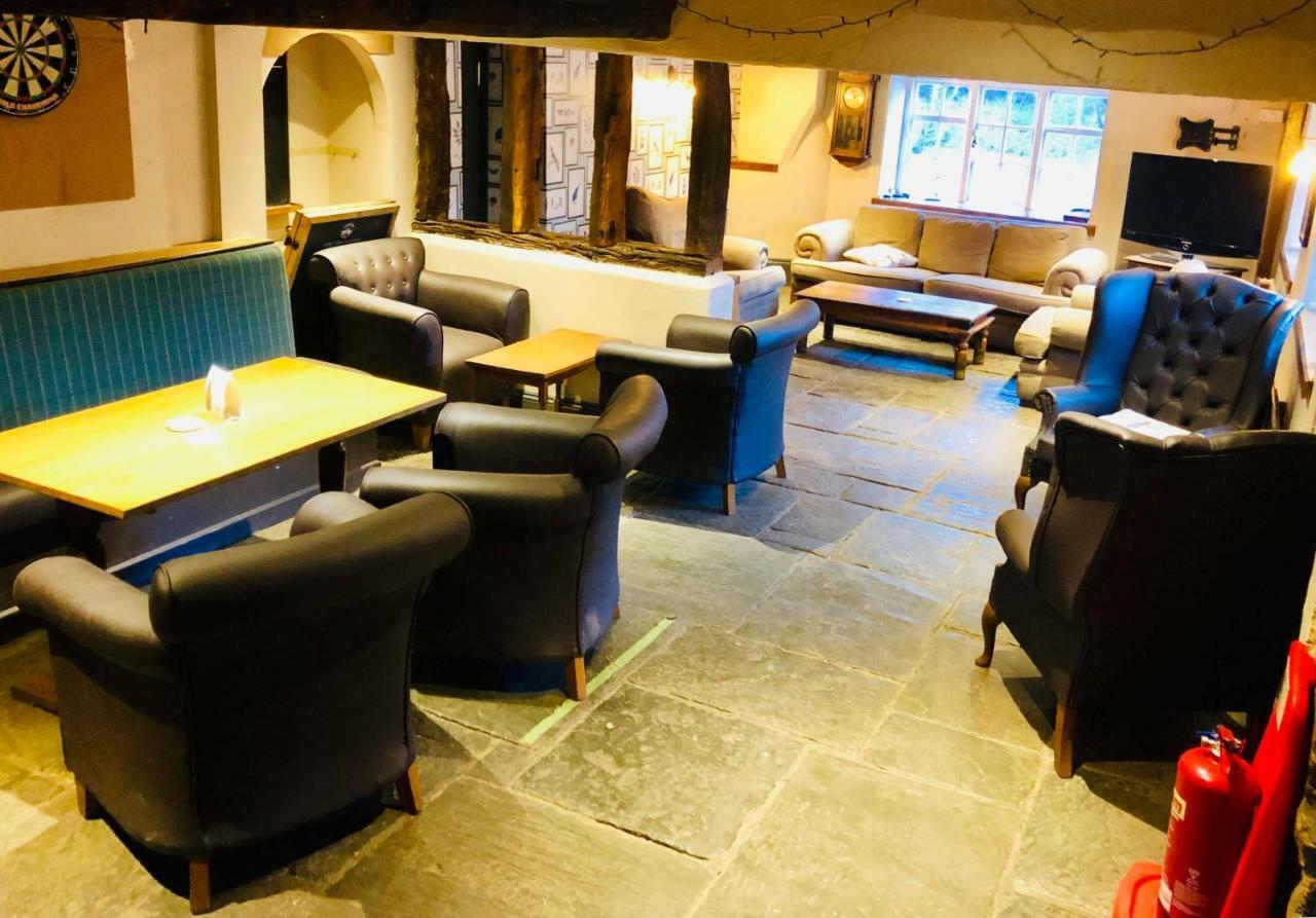 The Hollybush Inn And B&B Priors Marston Экстерьер фото